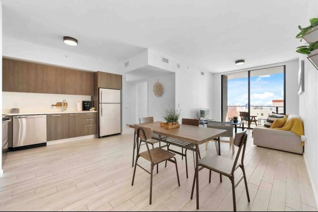 Апартаменты Gorgeous 2Br/2Bth In The Heart Of Майами Экстерьер фото